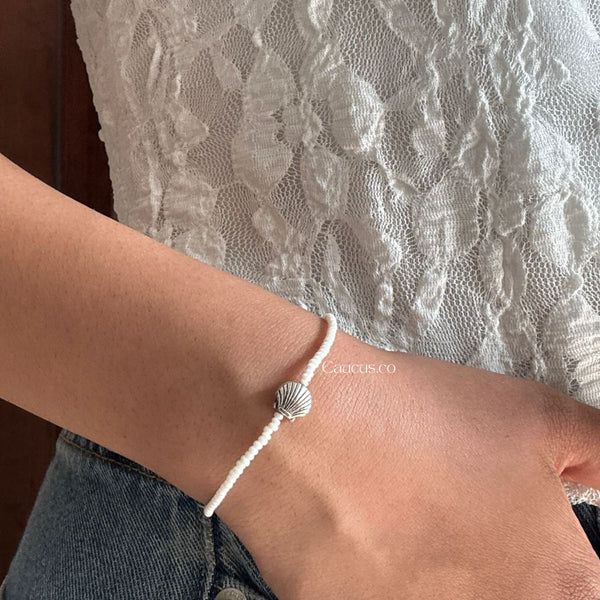 Ivory Shell Bracelet