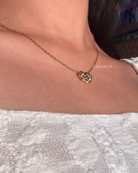Amora Necklace 1